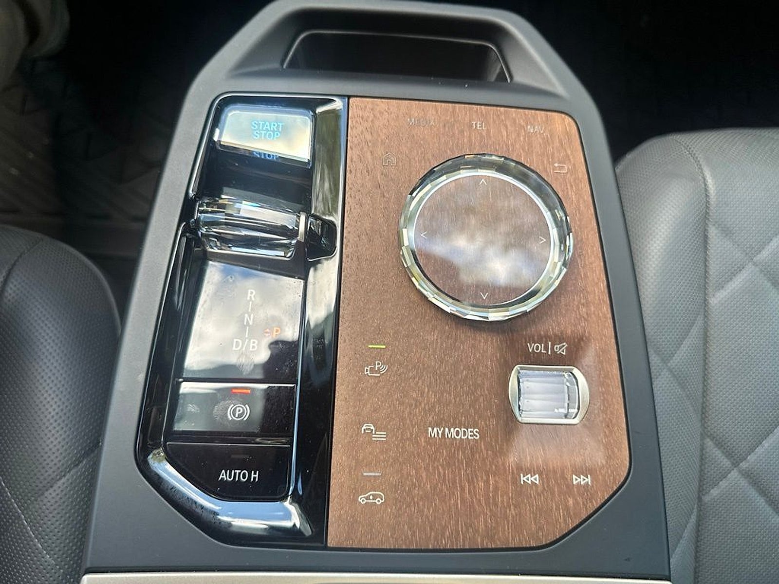 2023 BMW iX M60