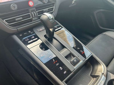 2024 Porsche Macan GTS