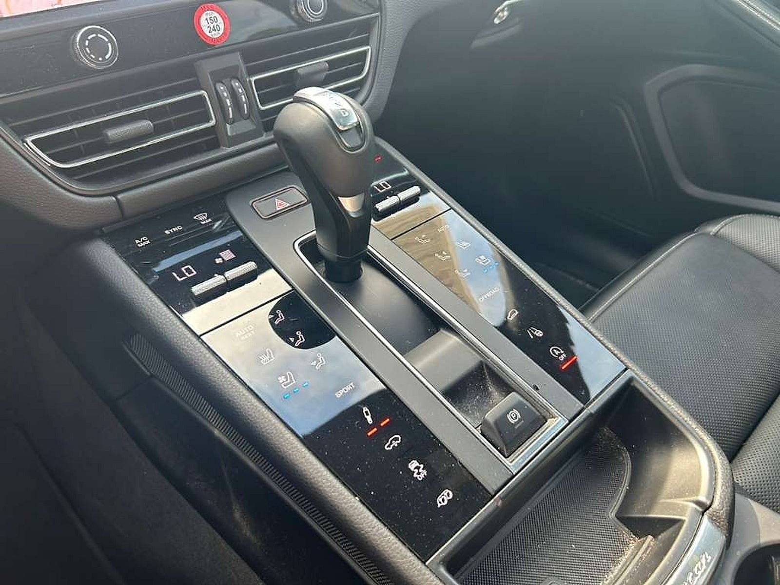 2024 Porsche Macan GTS