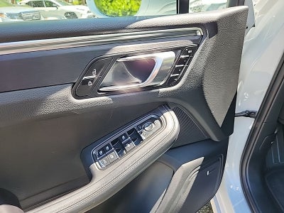 2024 Porsche Macan GTS