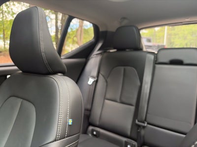 2024 Volvo XC40 B5 Plus Dark Theme