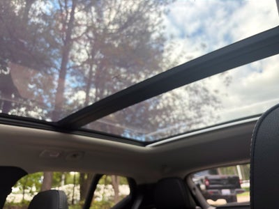 2024 Volvo XC40 B5 Plus Dark Theme