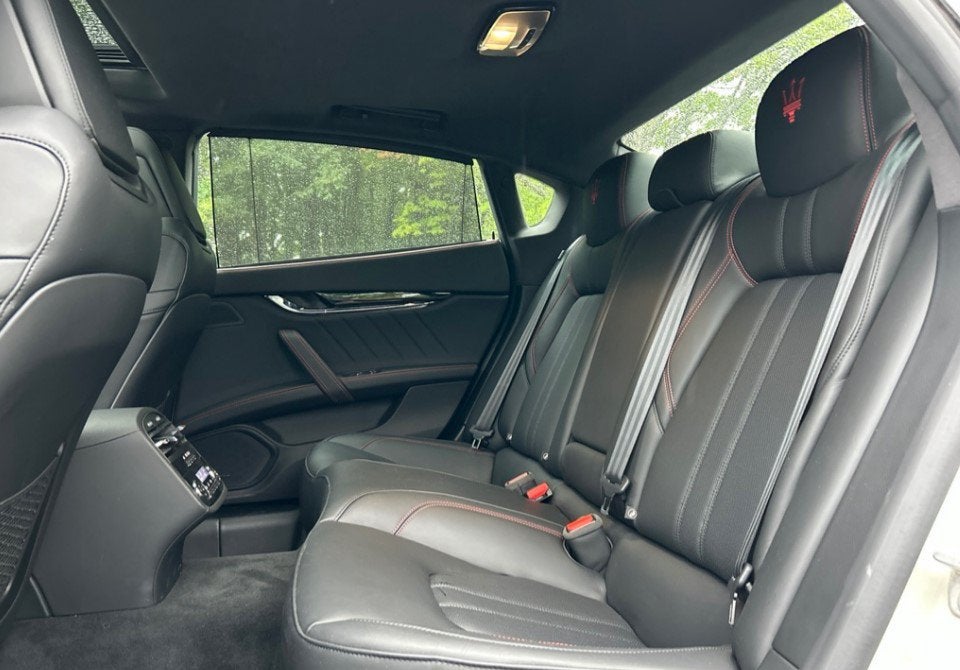 2024 Maserati Quattroporte Modena Ultima Q4