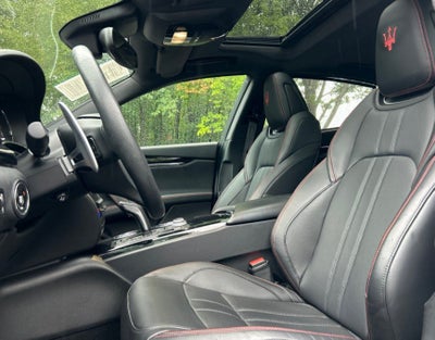 2024 Maserati Quattroporte Modena Ultima Q4