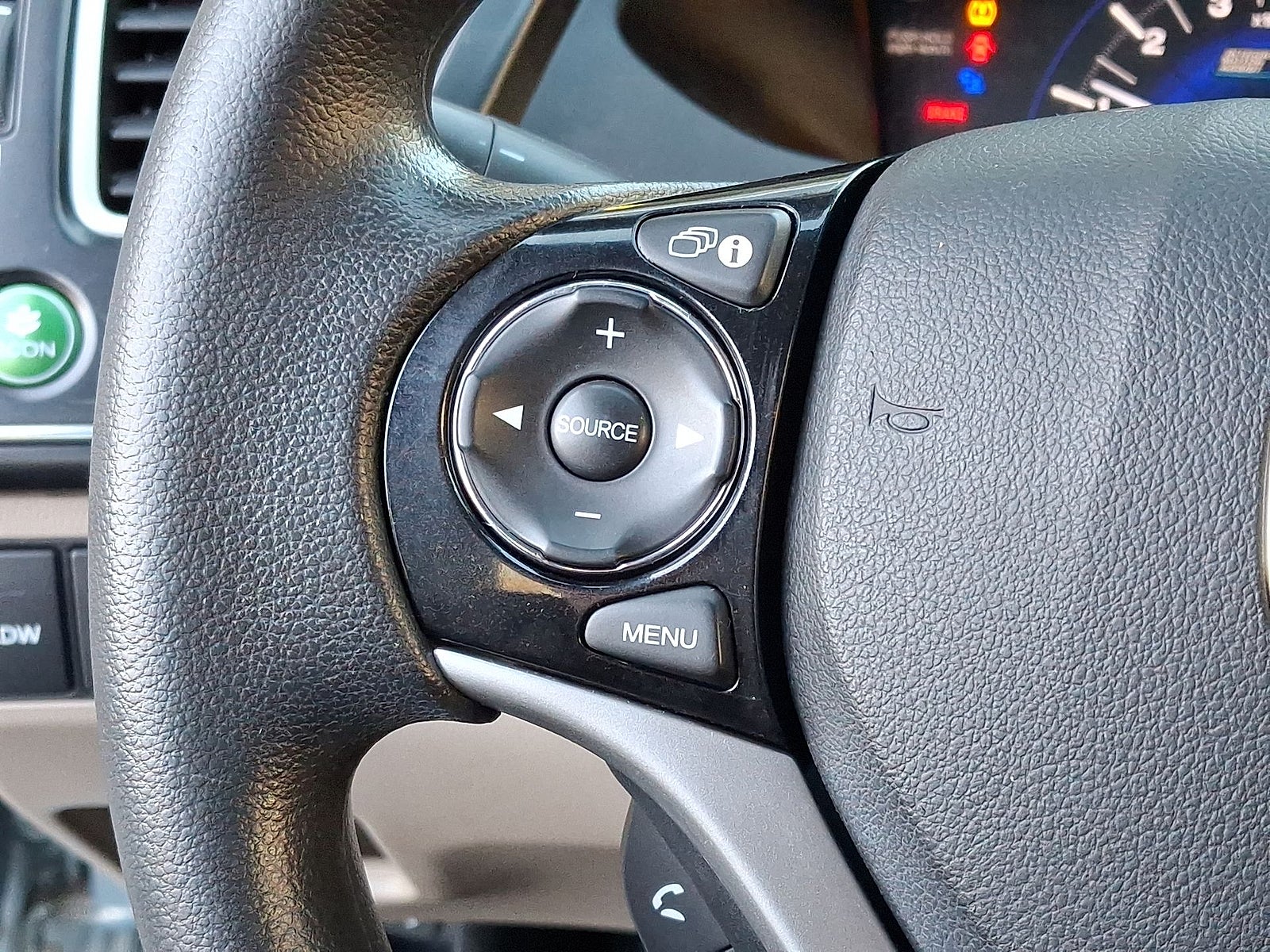 2014 Honda Civic Hybrid 4dr Sdn L4 CVT