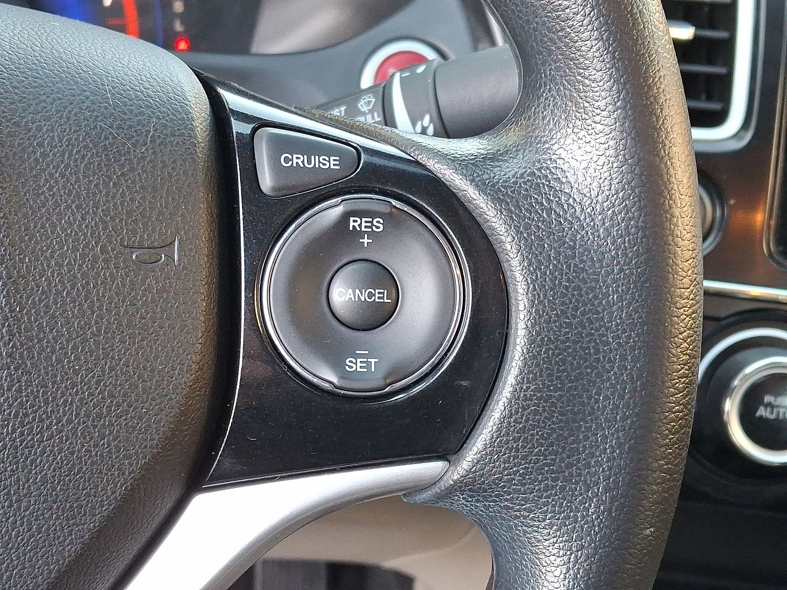 2014 Honda Civic Hybrid 4dr Sdn L4 CVT