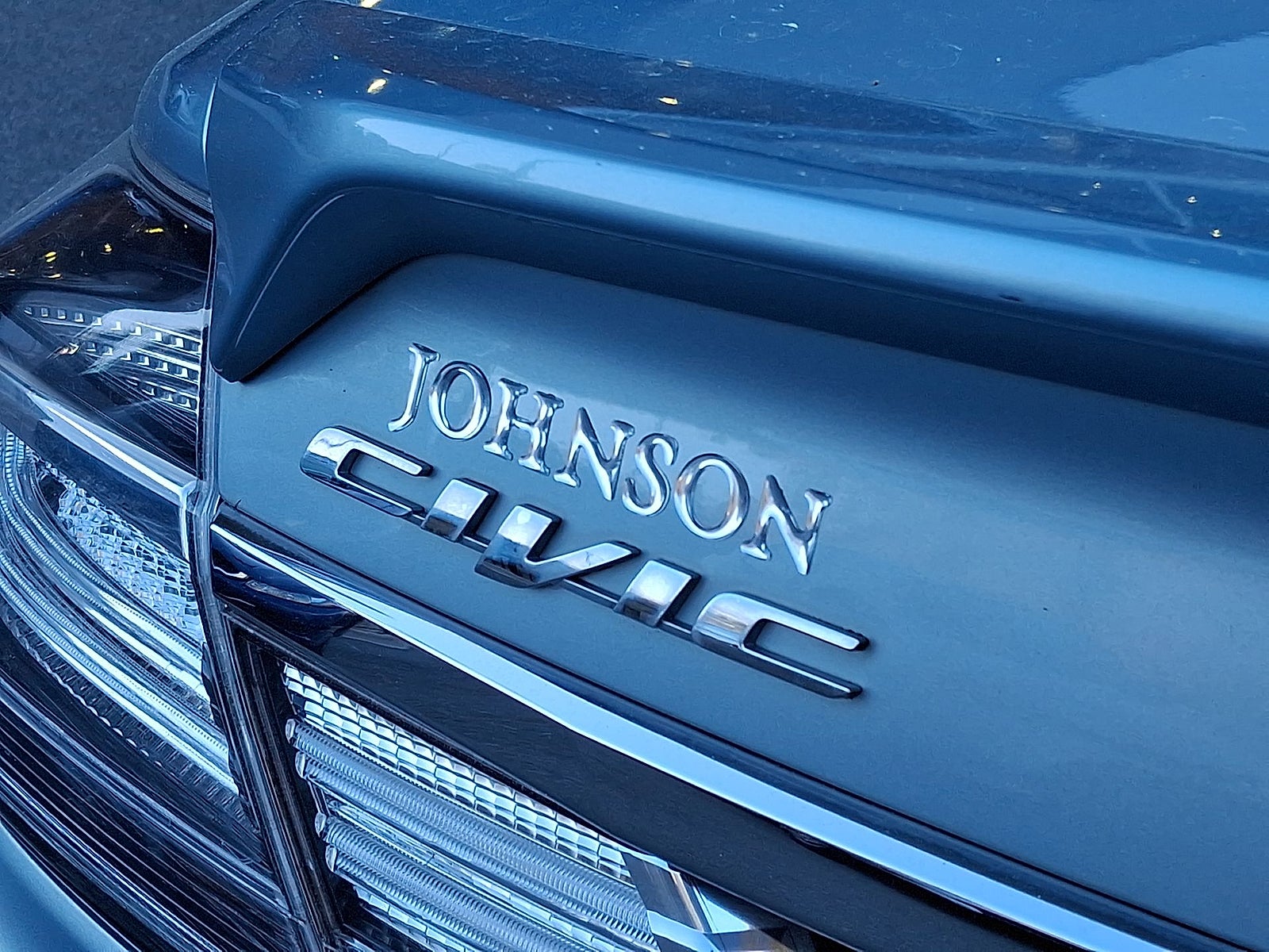 2014 Honda Civic Hybrid 4dr Sdn L4 CVT