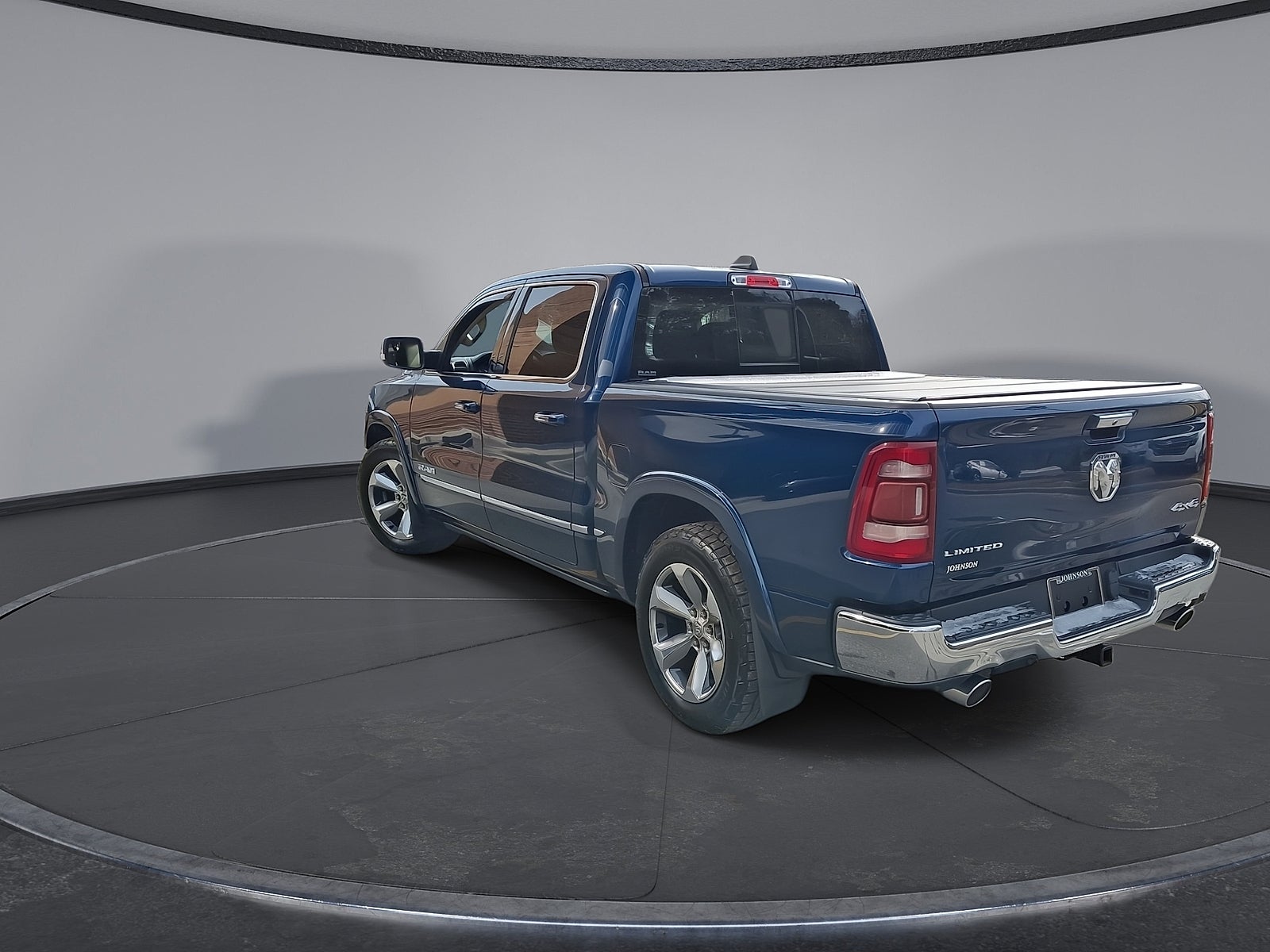2021 RAM 1500 Limited Crew Cab 4x4 5'7" Box