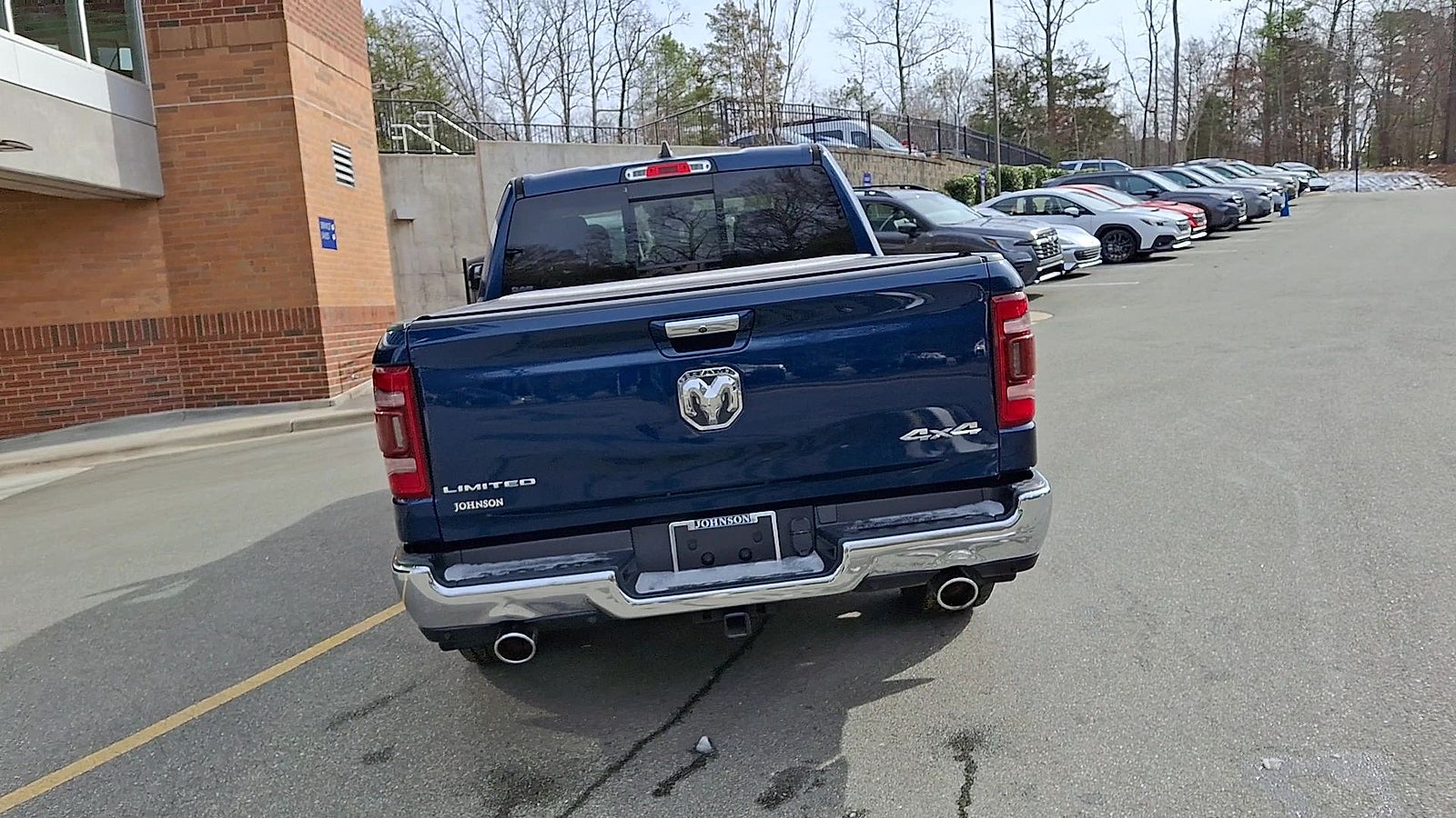 2021 RAM 1500 Limited Crew Cab 4x4 5'7" Box