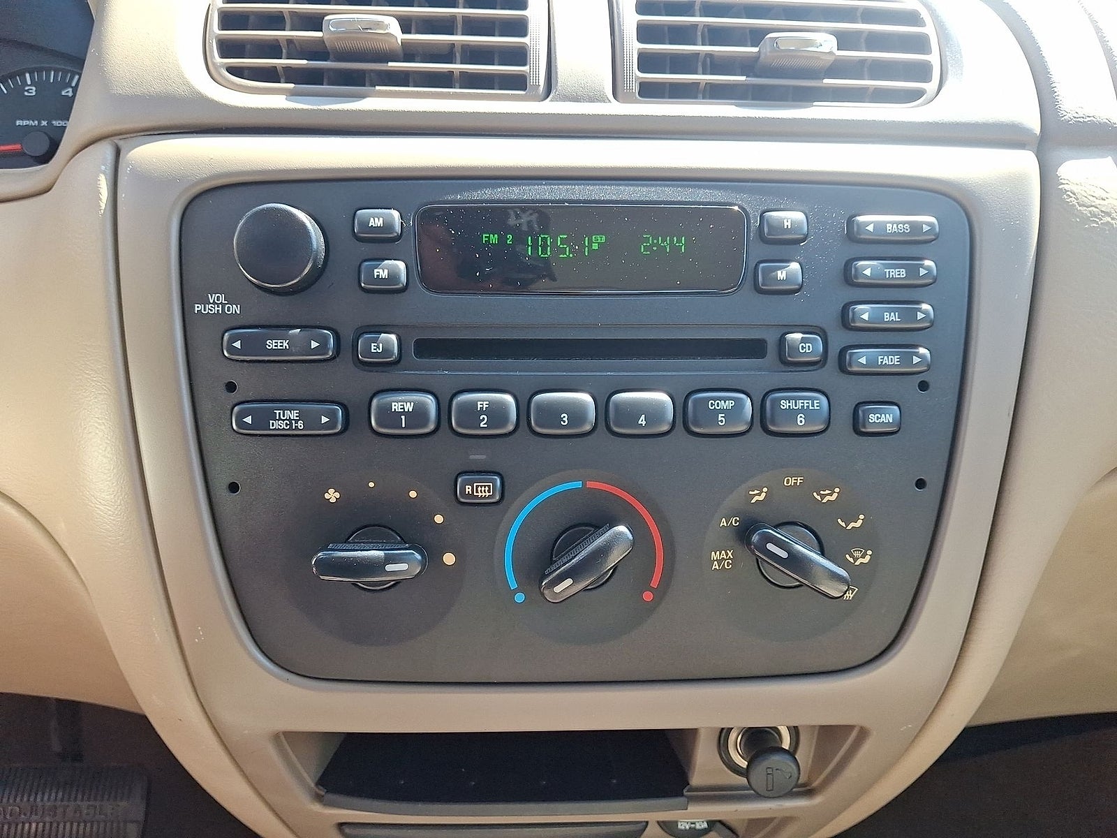 2003 Ford Taurus SES