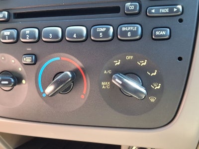 2003 Ford Taurus SES