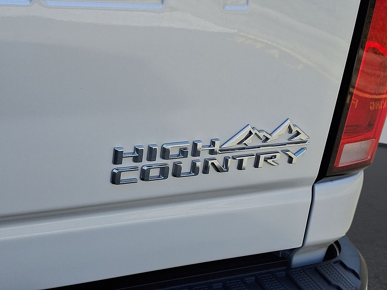 2025 Chevrolet Silverado 2500HD 4WD Crew Cab Standard Bed High Country