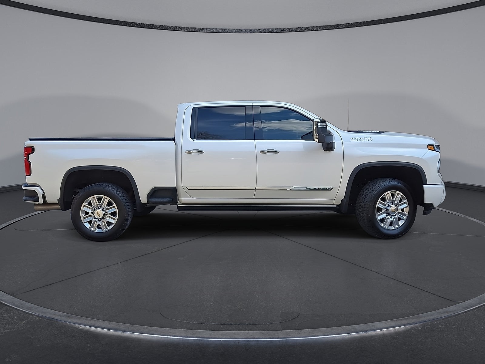 2025 Chevrolet Silverado 2500HD 4WD Crew Cab Standard Bed High Country