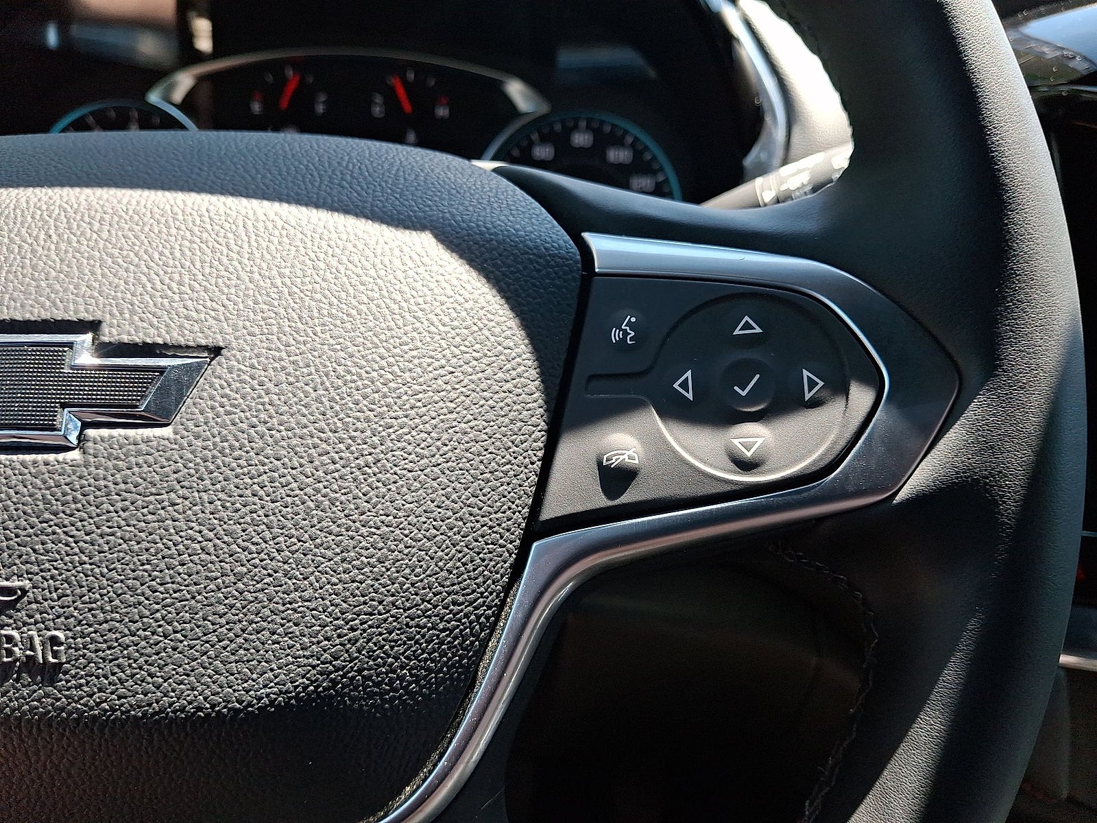 2023 Chevrolet Traverse FWD RS