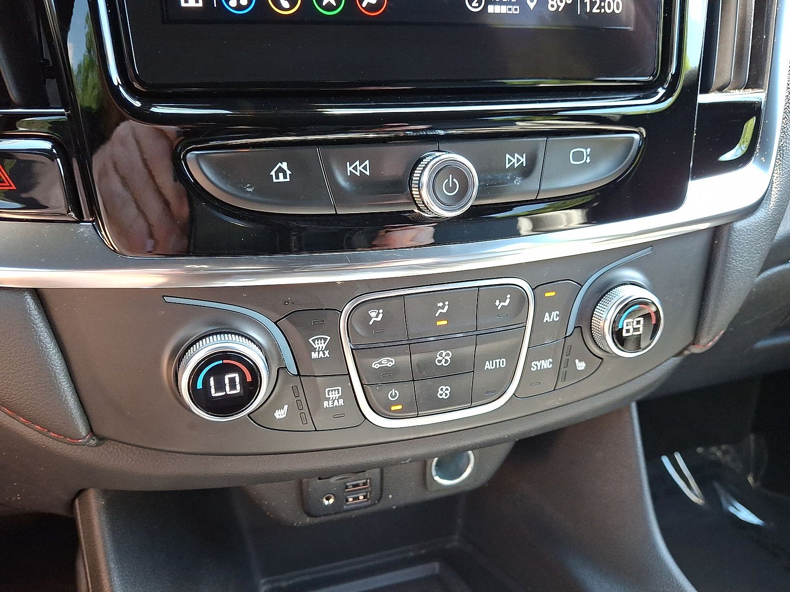 2023 Chevrolet Traverse FWD RS