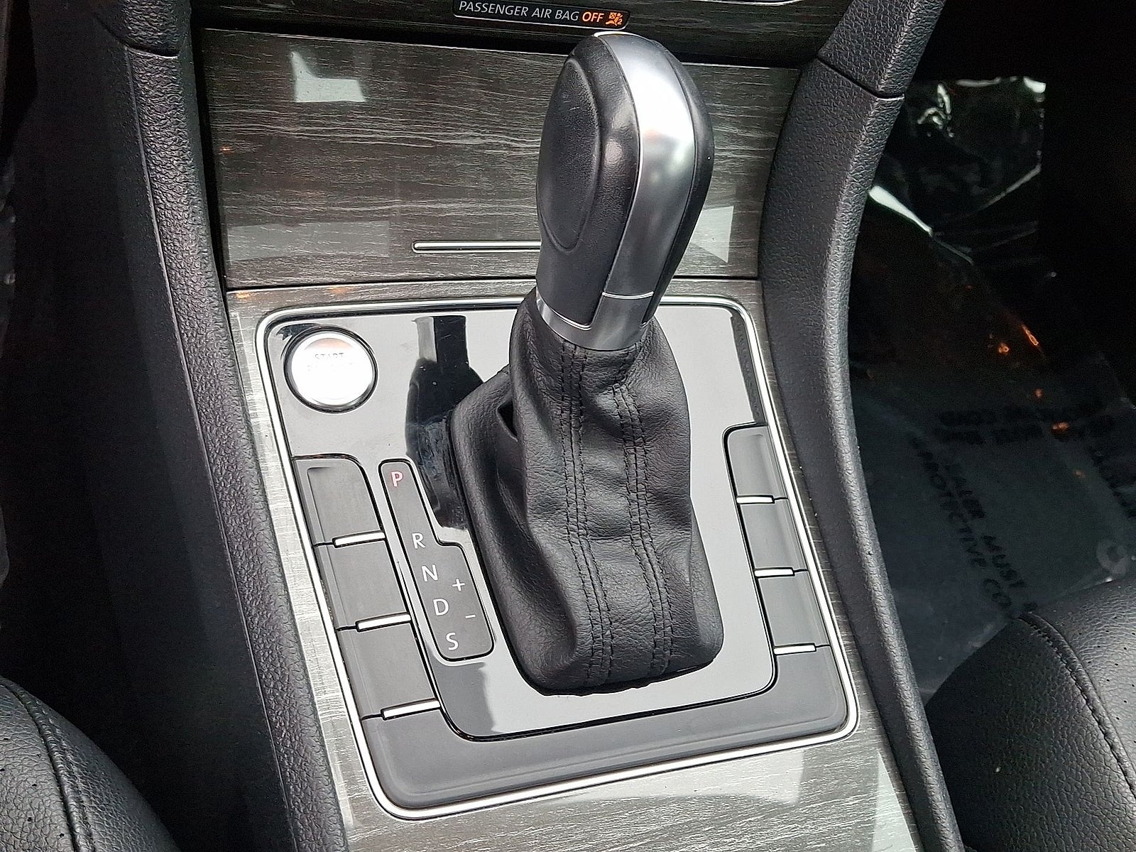 2016 Volkswagen Passat 1.8T SE