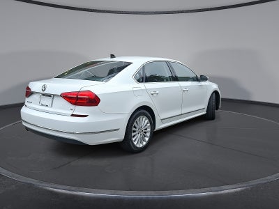 2016 Volkswagen Passat 1.8T SE