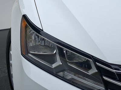 2016 Volkswagen Passat 1.8T SE