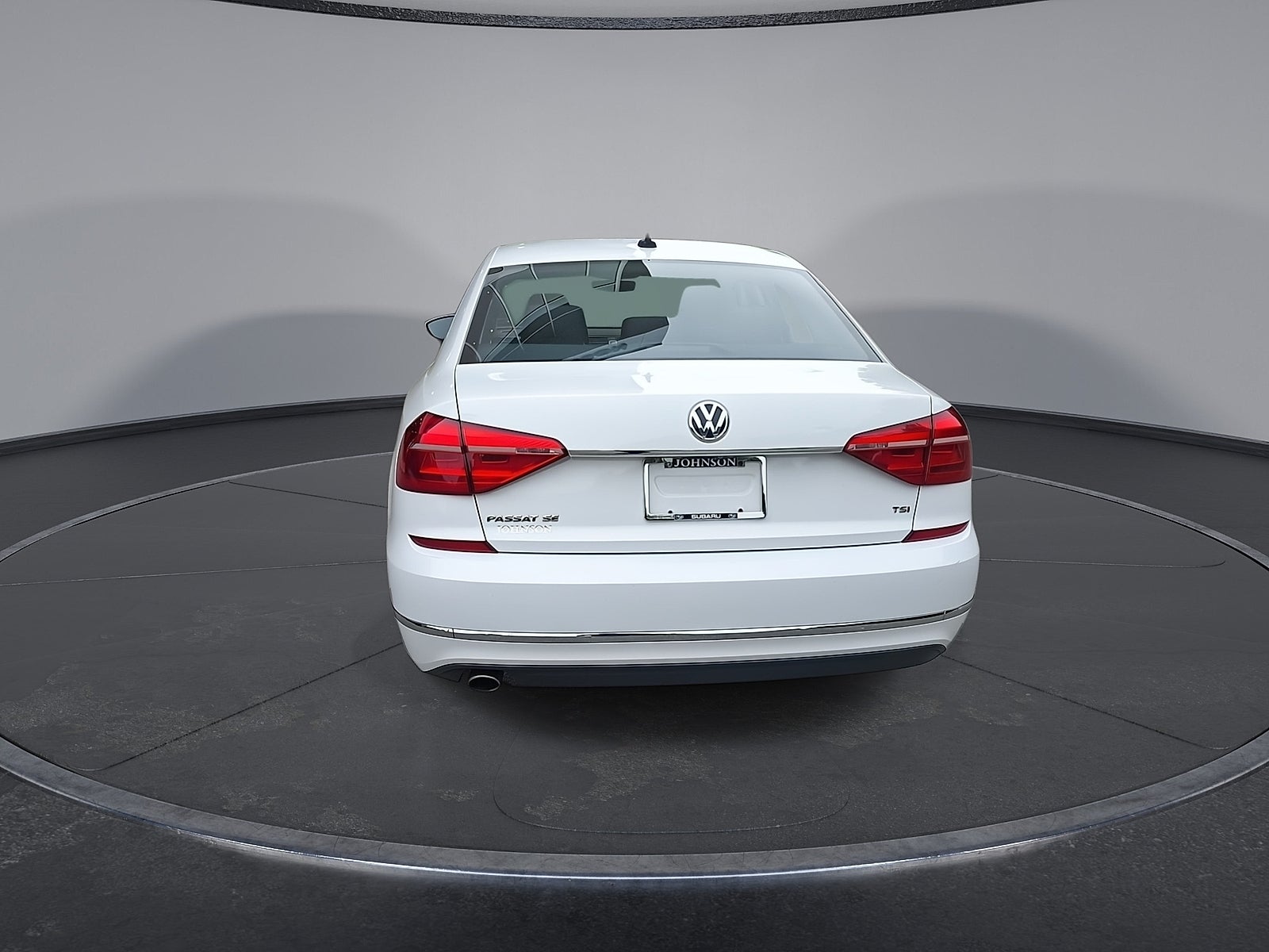 2016 Volkswagen Passat 1.8T SE