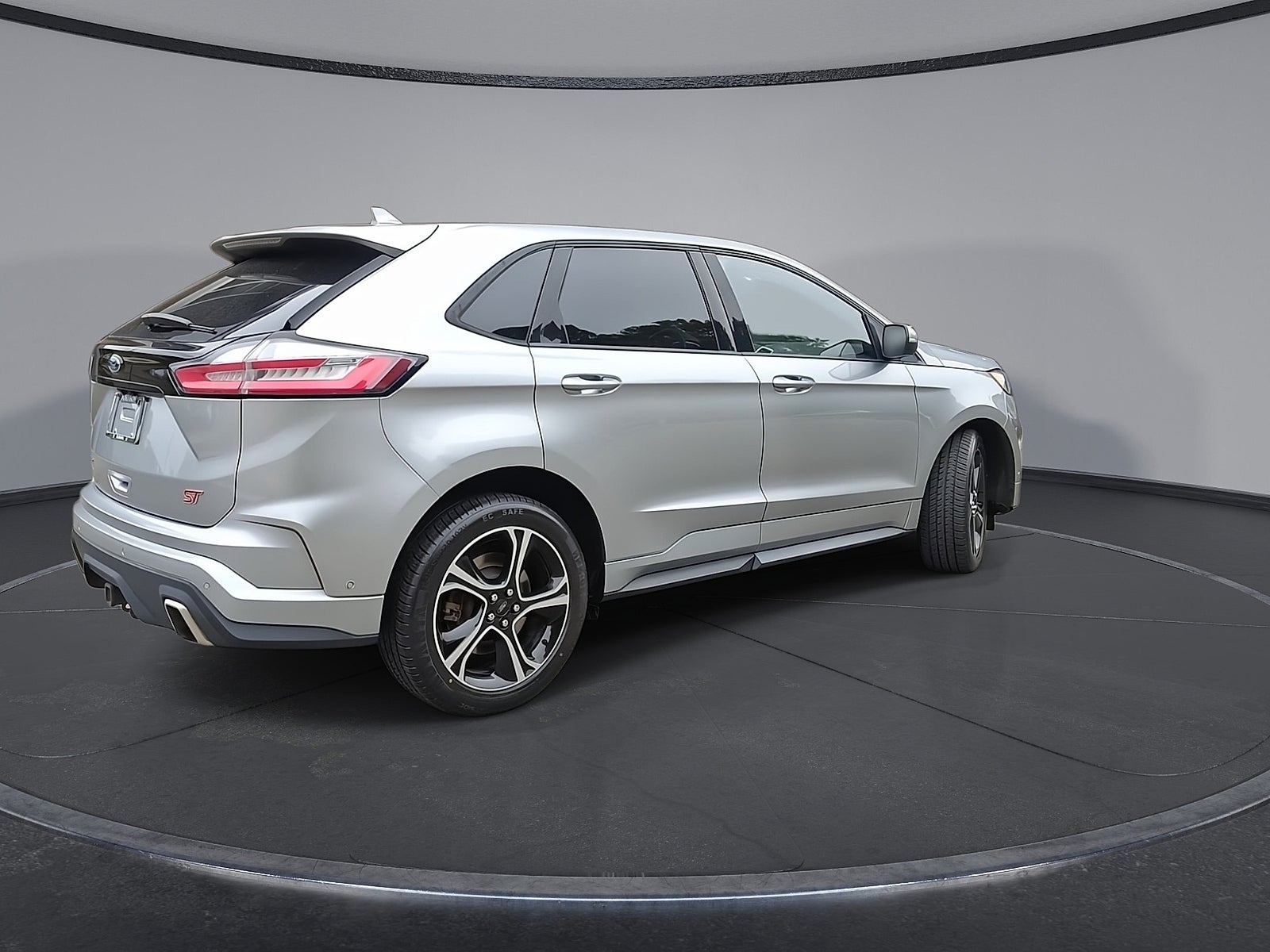 2020 Ford Edge ST