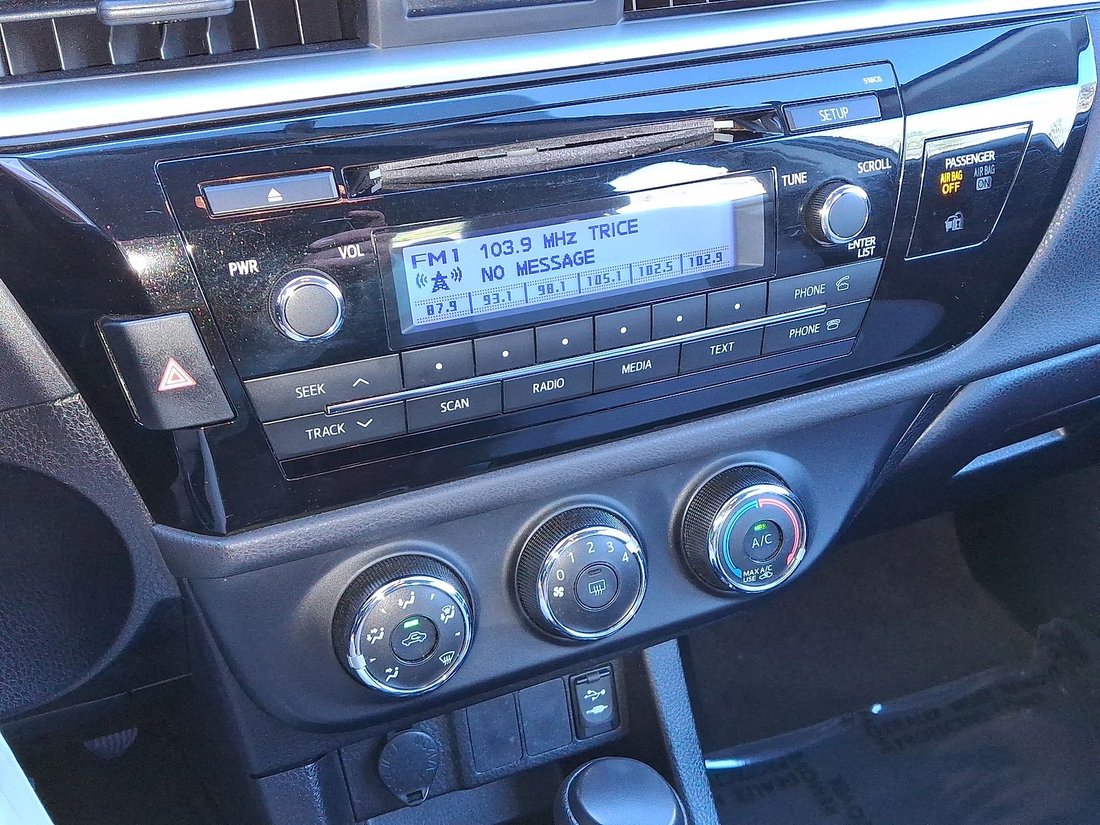 2014 Toyota Corolla LE