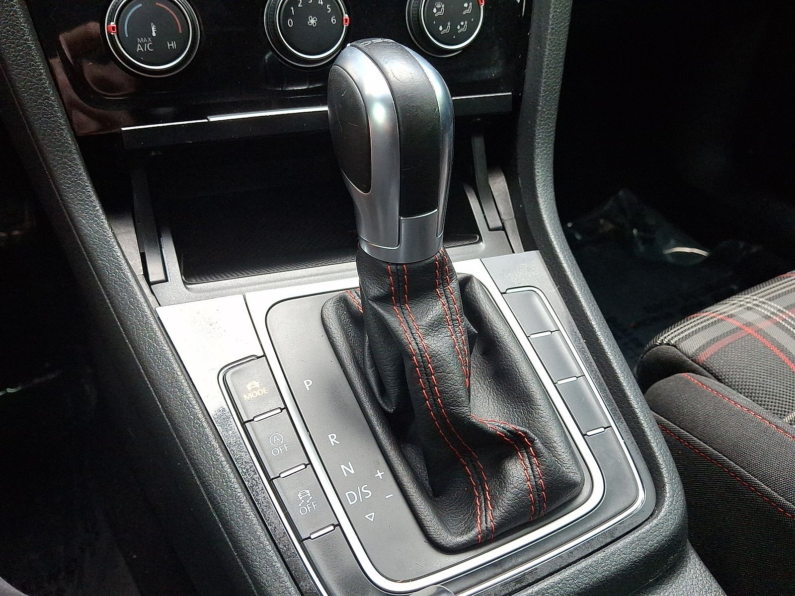 2019 Volkswagen Golf GTI 2.0T S