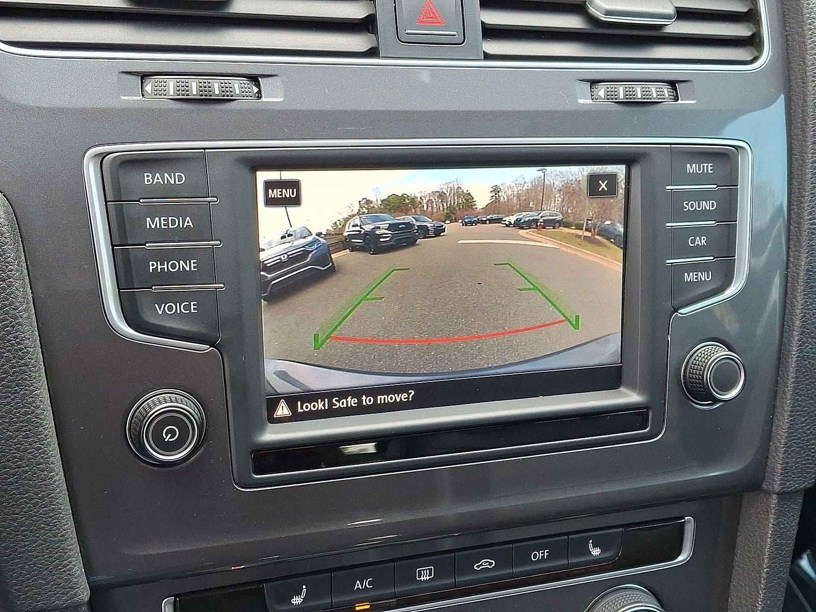 2017 Volkswagen Golf Alltrack TSI S