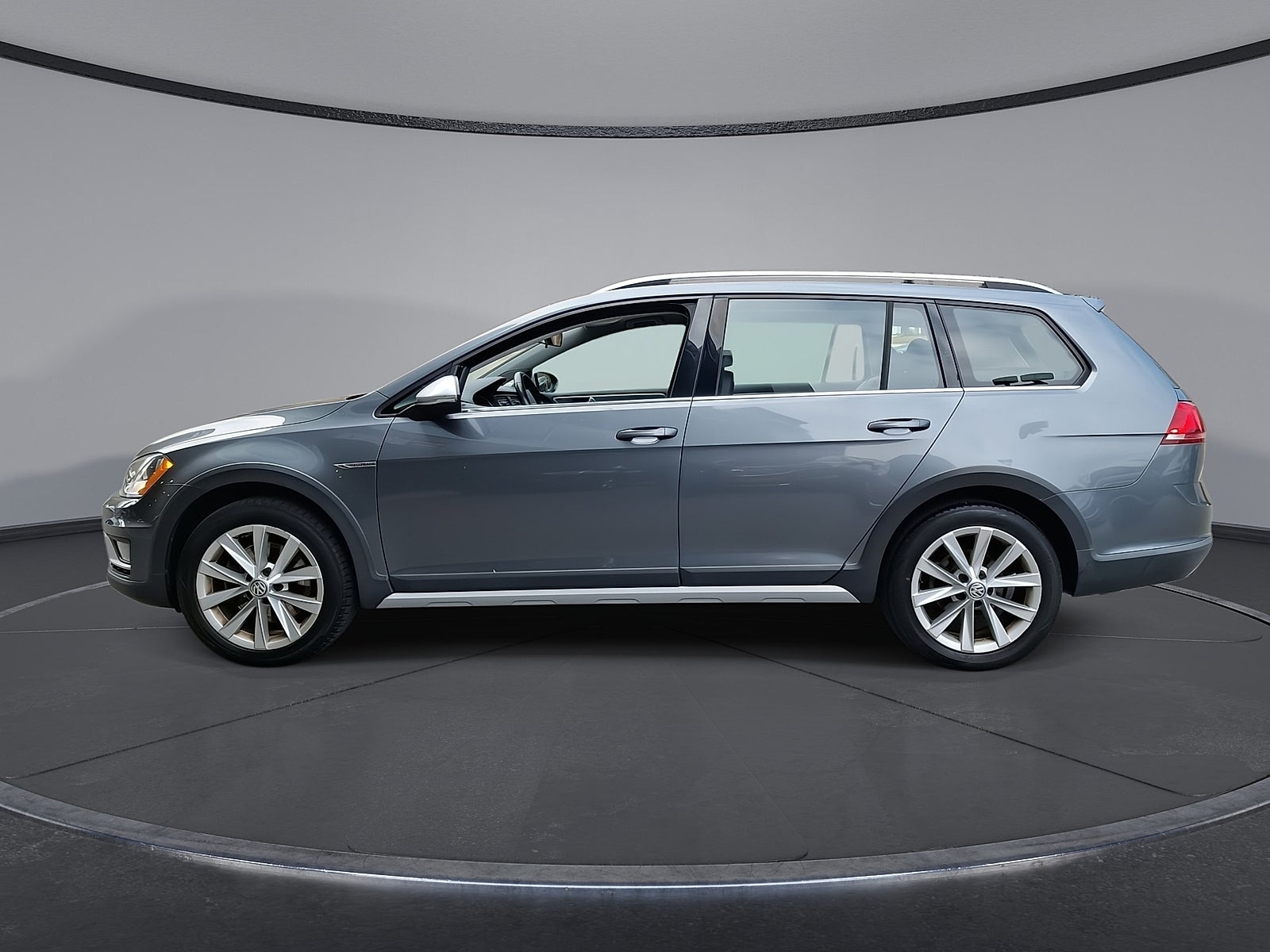2017 Volkswagen Golf Alltrack TSI S