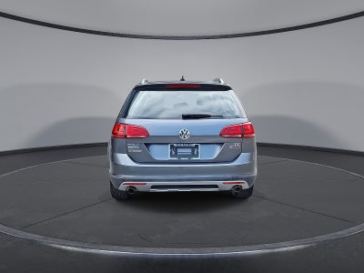2017 Volkswagen Golf Alltrack TSI S