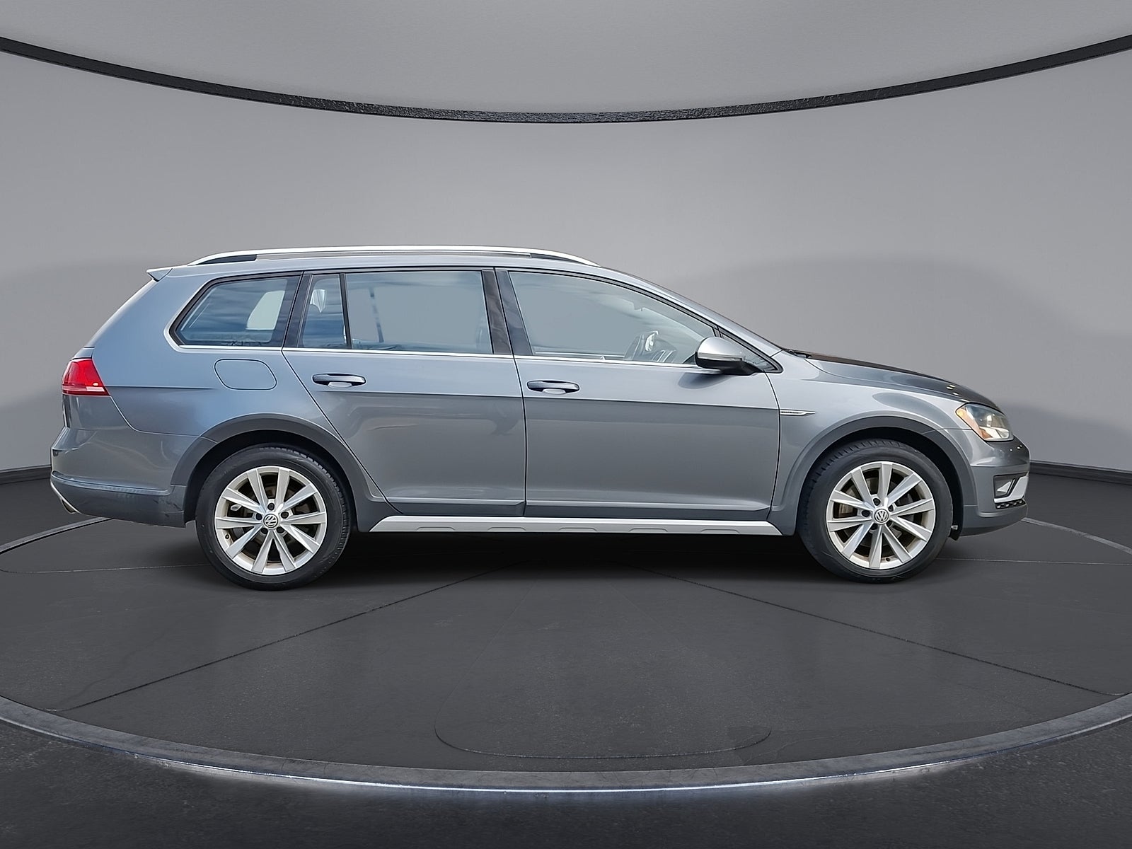 2017 Volkswagen Golf Alltrack TSI S