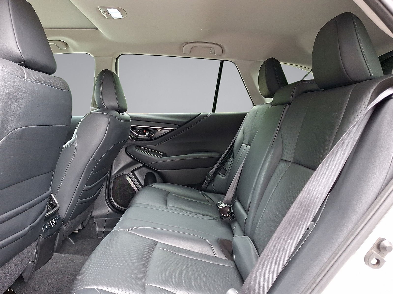 2023 Subaru Outback Touring