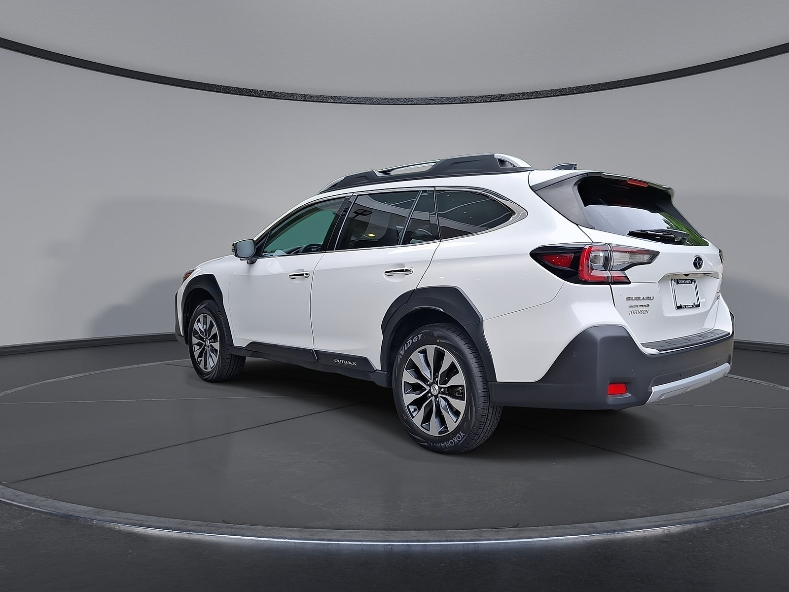 2023 Subaru Outback Touring
