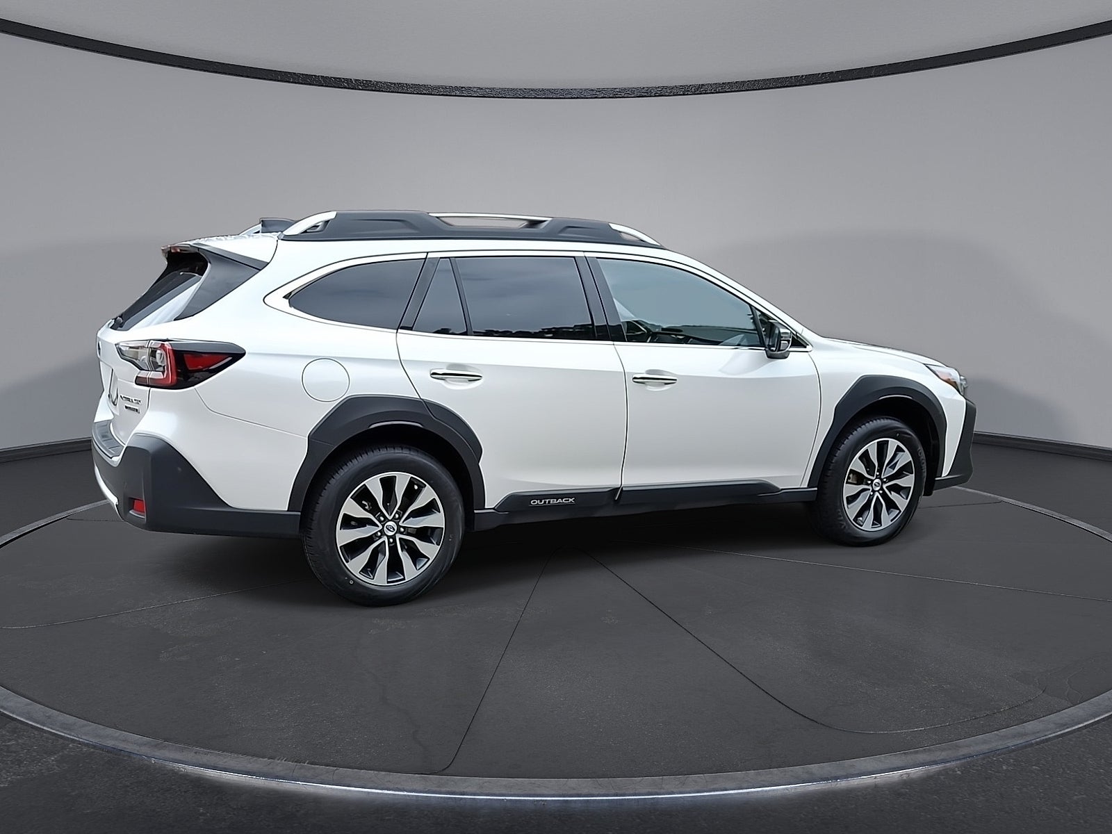 2023 Subaru Outback Touring