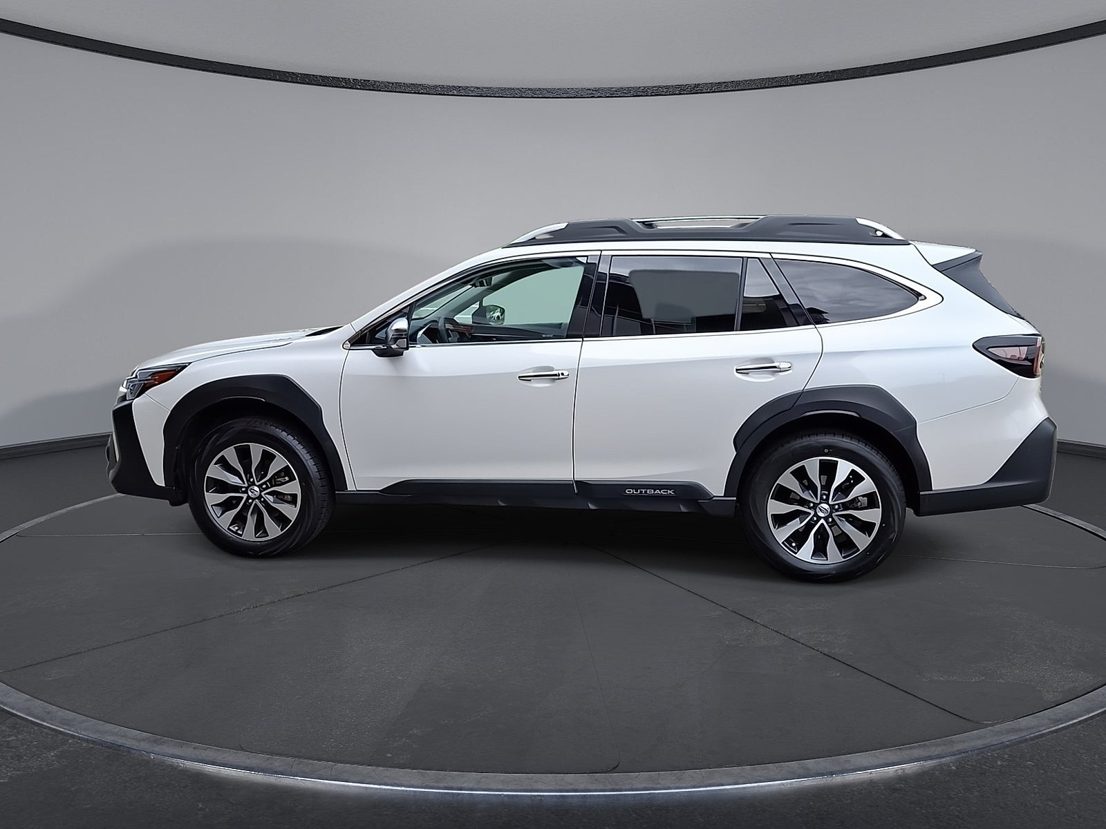 2023 Subaru Outback Touring