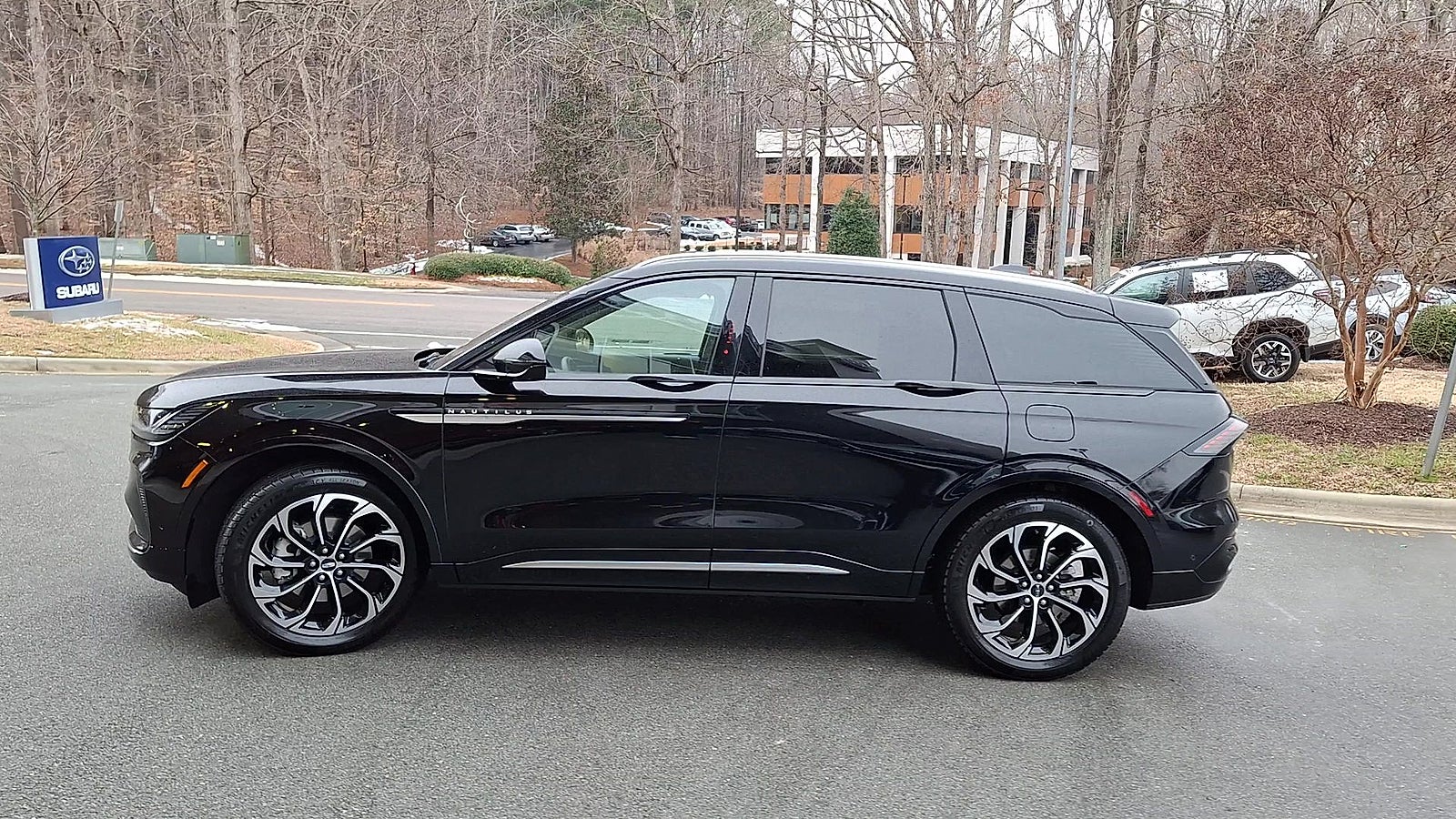 2024 Lincoln Nautilus Reserve