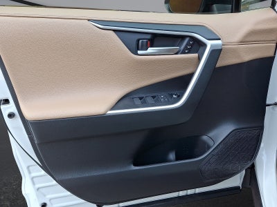 2020 Toyota RAV4 Limited