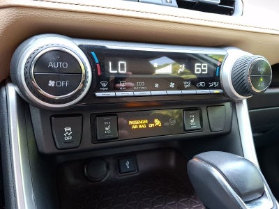 2020 Toyota RAV4 Limited