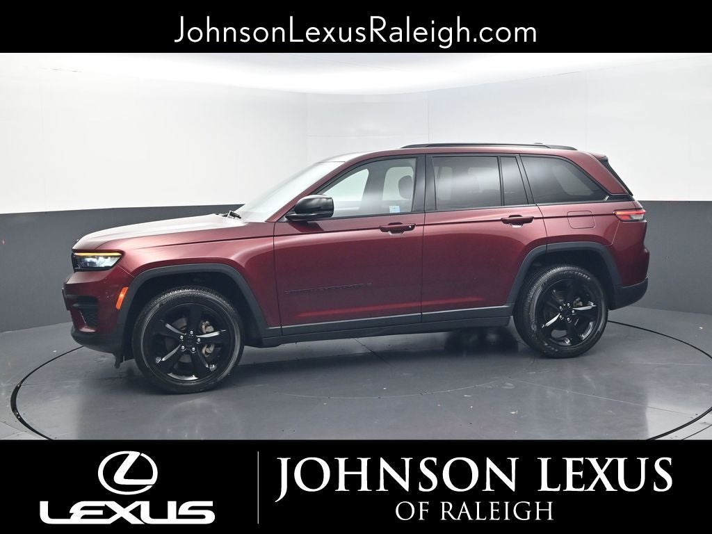 2022 Jeep Grand Cherokee Altitude