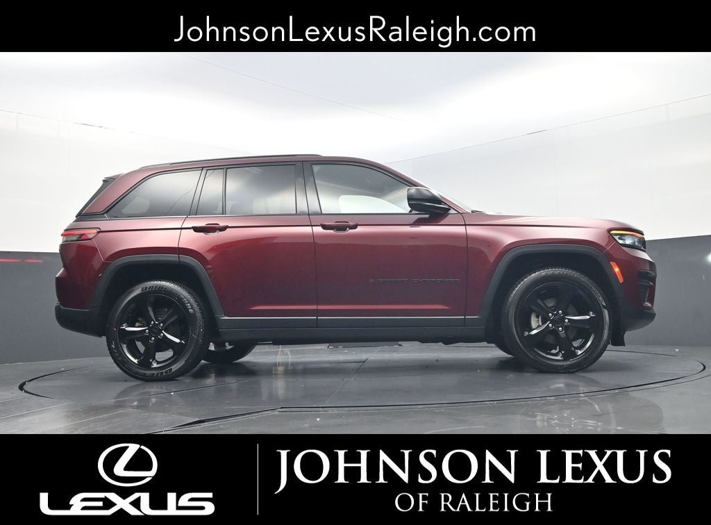 2022 Jeep Grand Cherokee Altitude