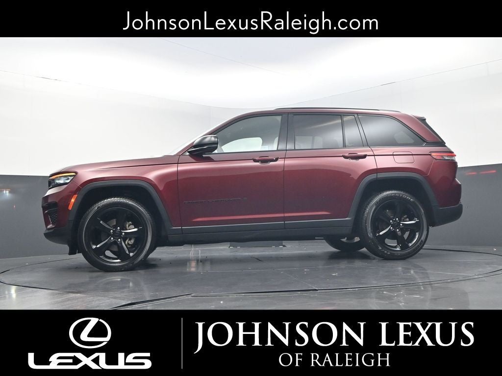 2022 Jeep Grand Cherokee Altitude