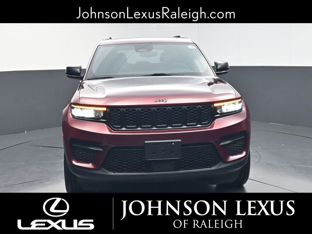 2022 Jeep Grand Cherokee Altitude