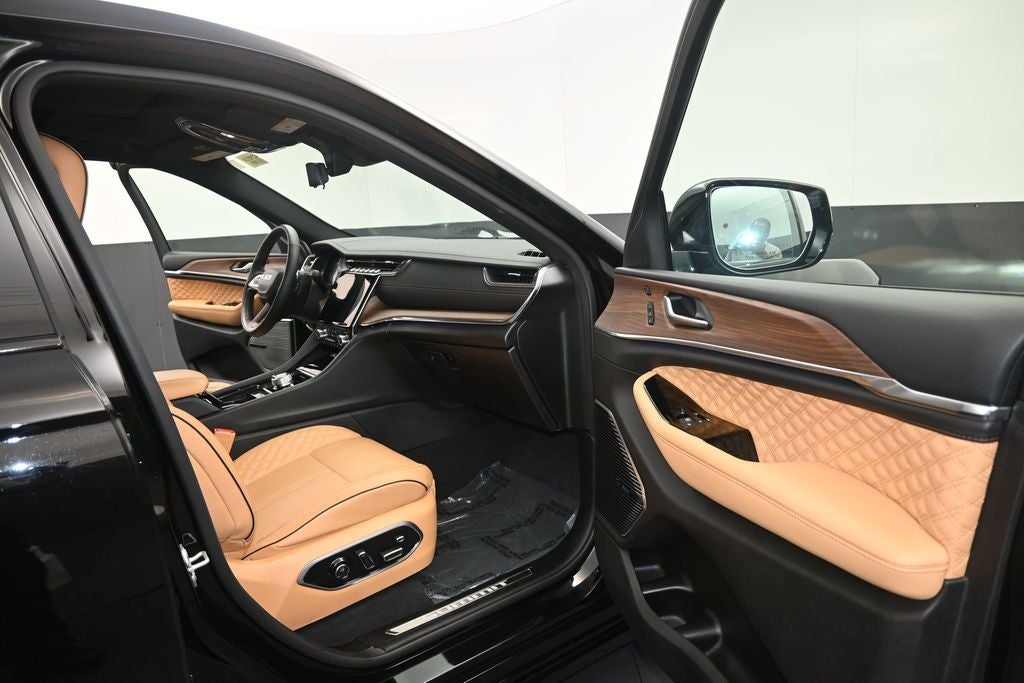 2024 Jeep Grand Cherokee L Summit