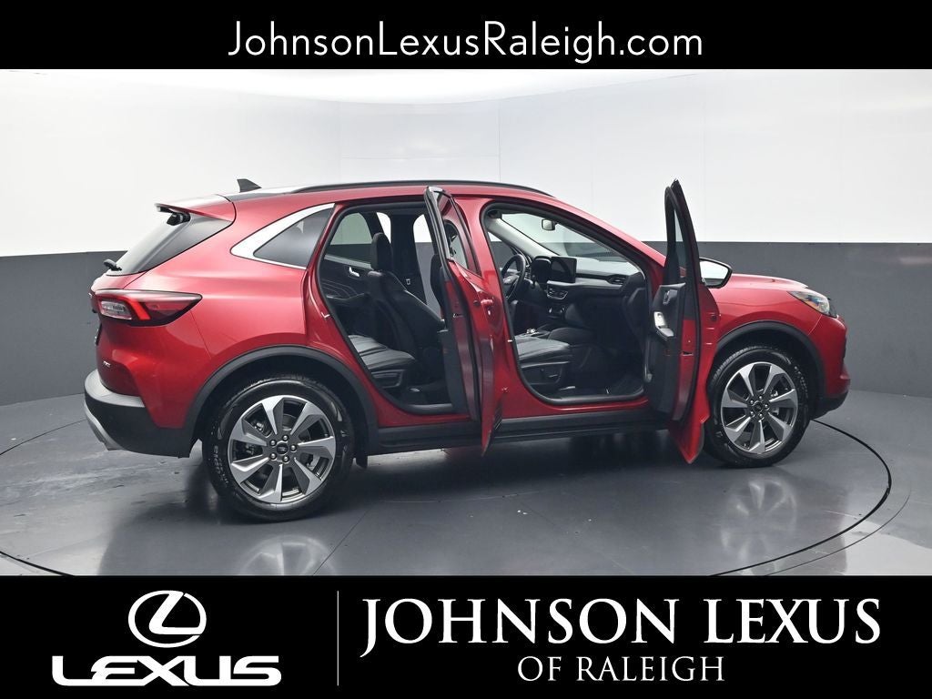 2025 Ford Escape Platinum