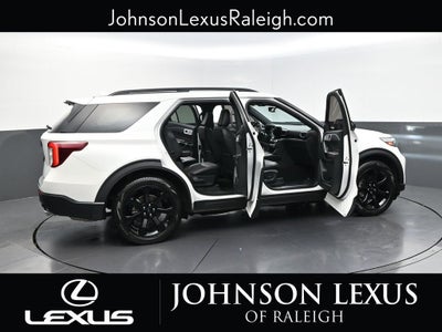 2024 Ford Explorer ST-Line