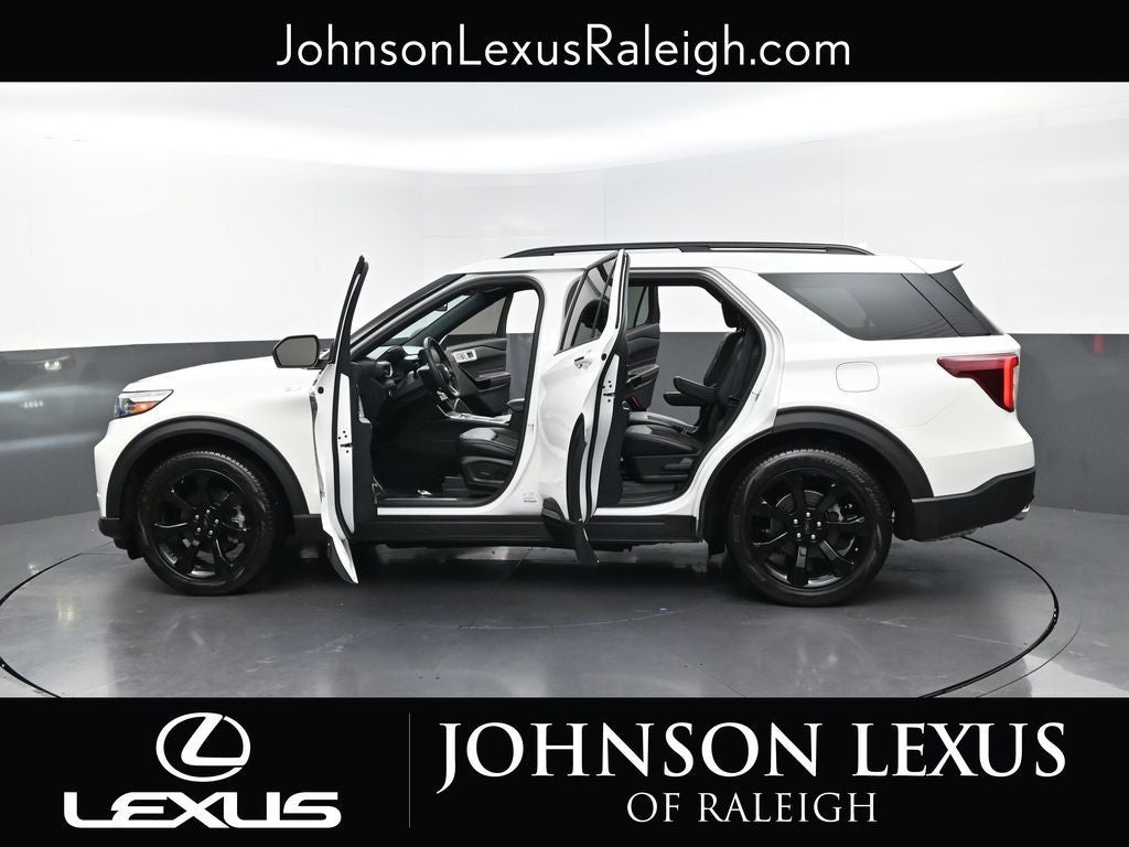 2024 Ford Explorer ST-Line