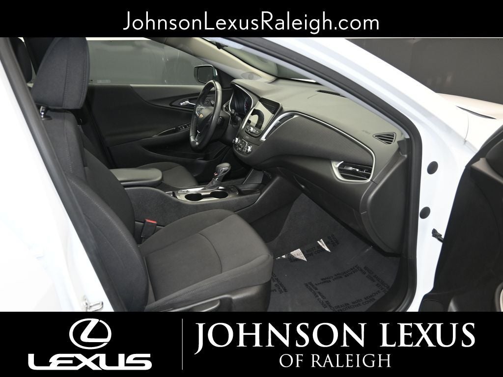 2022 Chevrolet Malibu RS