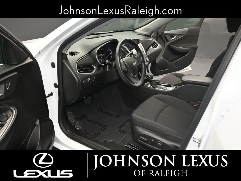 2022 Chevrolet Malibu RS