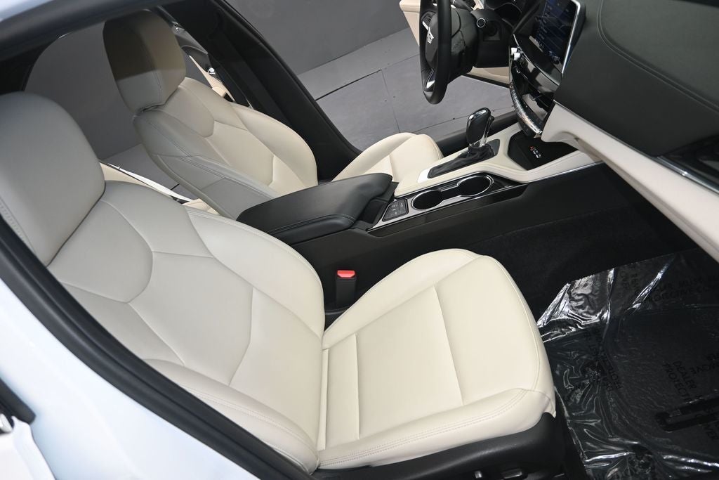 2023 Cadillac CT4 Luxury