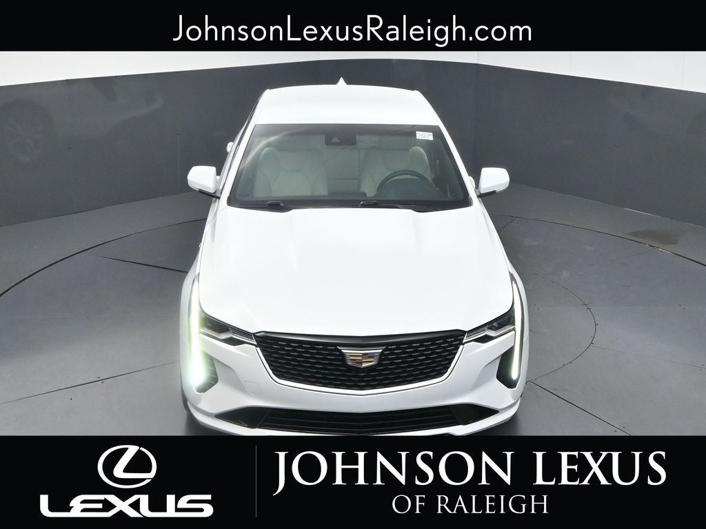 2023 Cadillac CT4 Luxury
