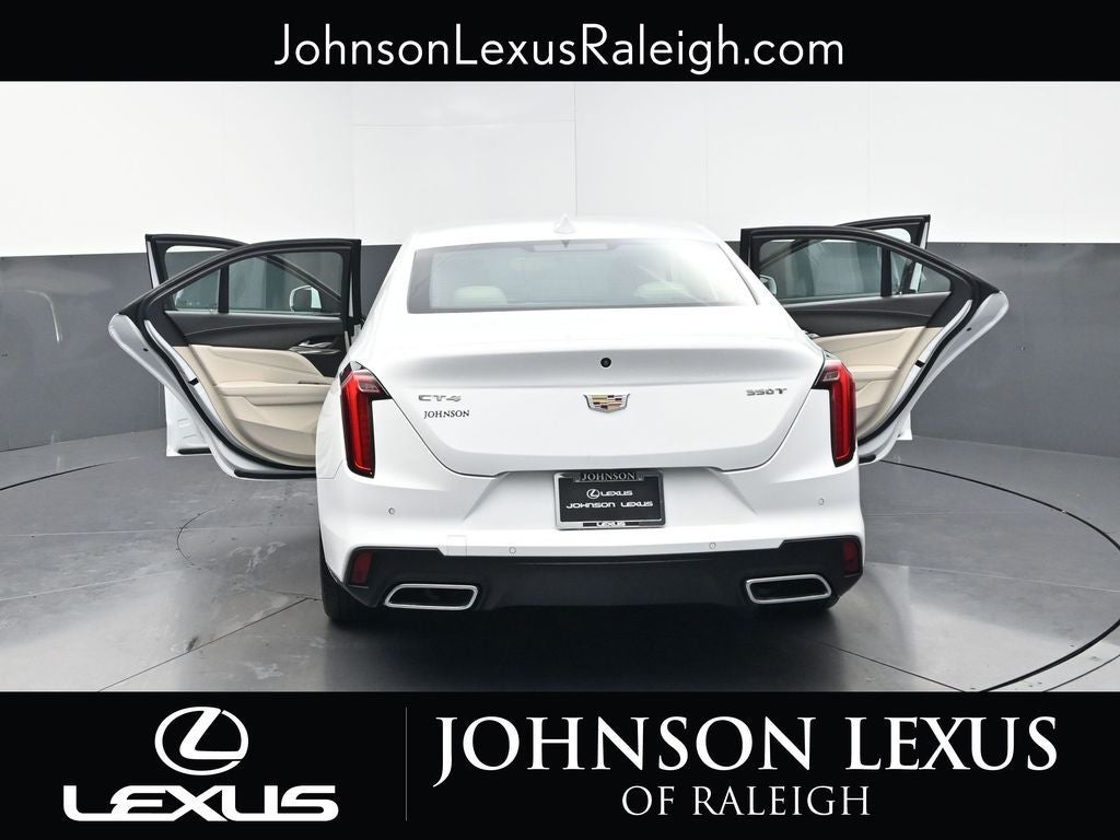 2023 Cadillac CT4 Luxury